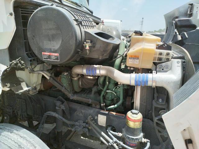 2020 VOLVO VNR 4V4WC9EH5LN225191