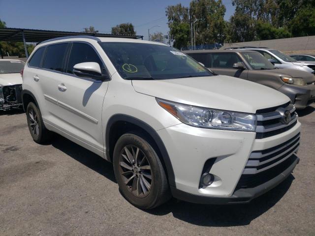 Salvage cars for sale from Copart Colton, CA: 2017 Toyota Highlander