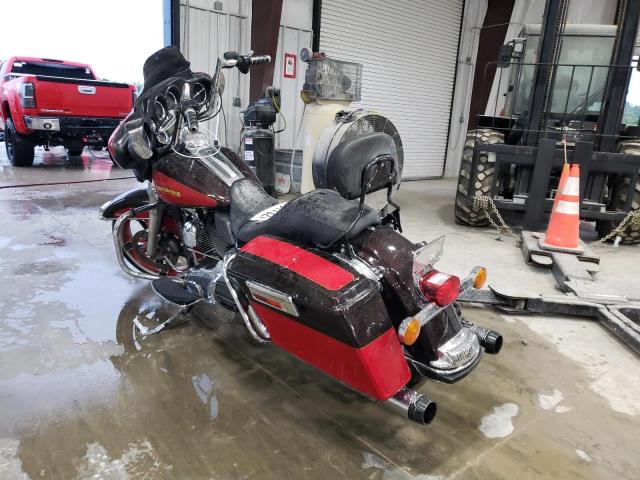 2010 HARLEY-DAVIDSON FLHTCU - 1HD1FC411AB635711