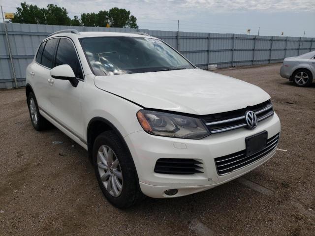 Volkswagen Touareg 2011 White