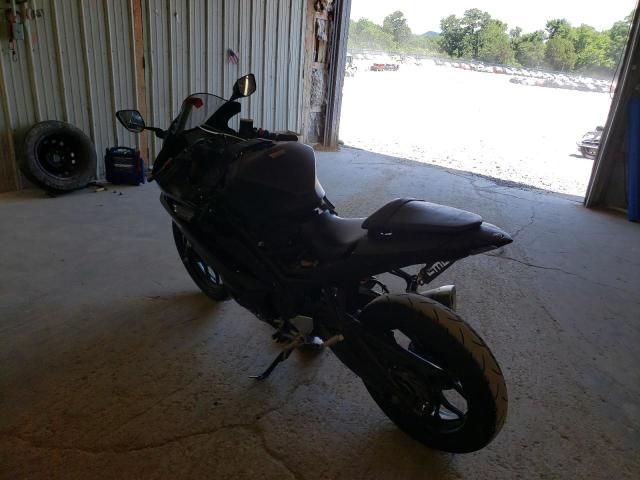 2019 YAMAHA YZFR3 MH3RH17Y0KK001658
