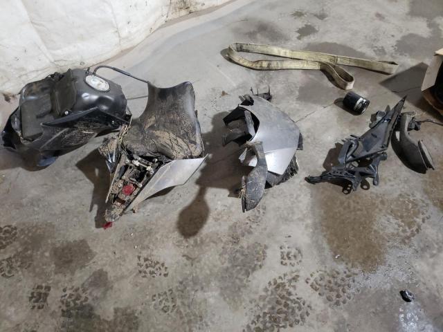 2016 YAMAHA YZFR1S JYARN42E1GA000324