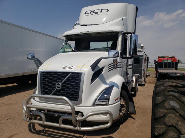 2018 VOLVO VNR 4V4WC9EH2JN894791