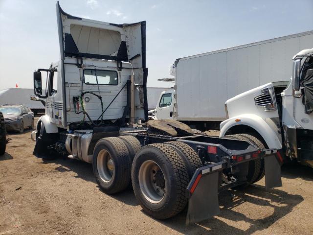 4V4WC9EH2JN894791 Volvo VNR