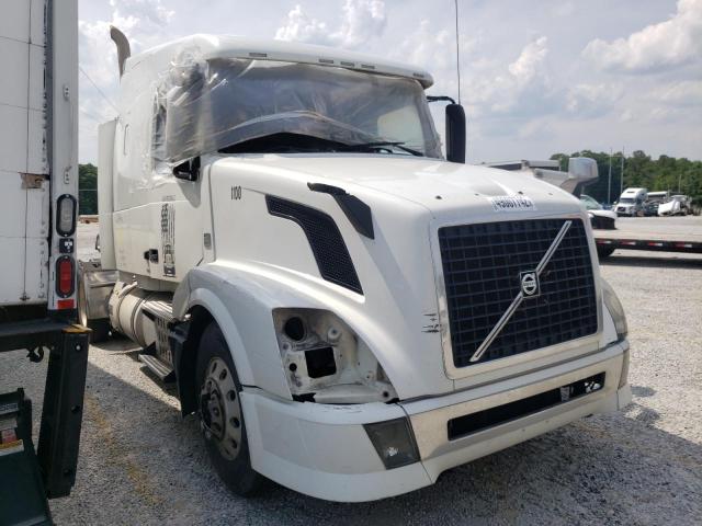 Salvage cars for sale from Copart Loganville, GA: 2014 Volvo VN VNL