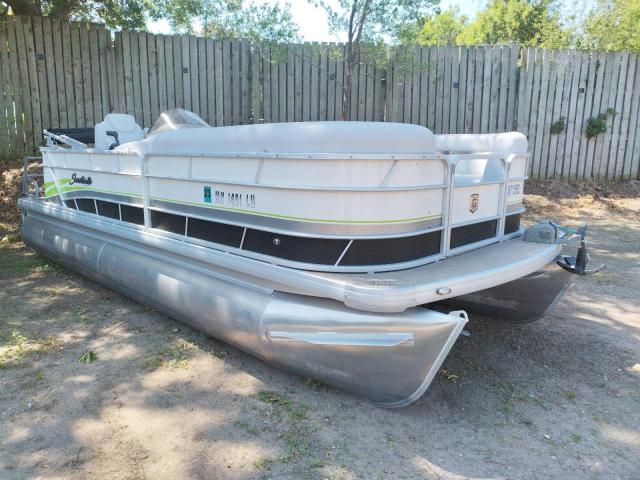 Salvage boats for sale at Ham Lake, MN auction: 2018 Sweetwater SW2186DFS