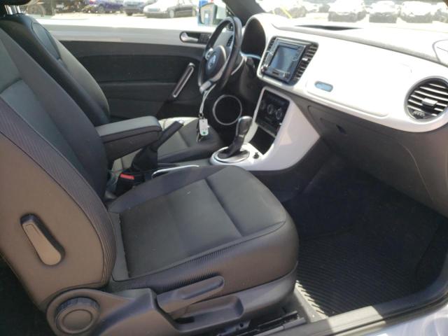 2019 VOLKSWAGEN BEETLE SE 3VWJD7AT6KM711869