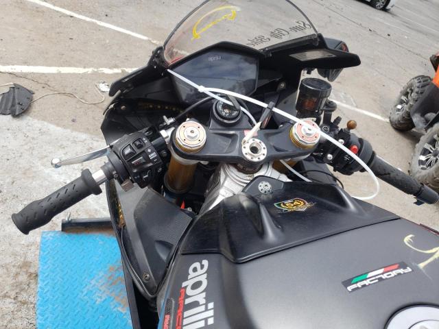 2018 APRILIA RSV4 ZD4KEU00XJS001667