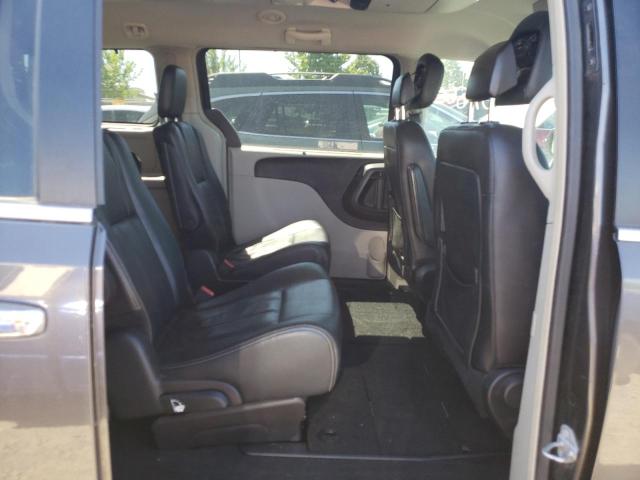 2016 CHRYSLER TOWN & COU - 2C4RC1BG2GR199406