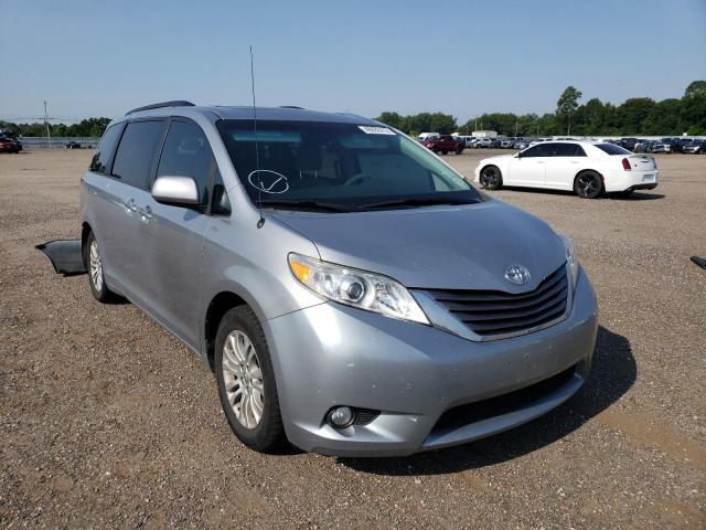 Toyota Sienna XLE 2014