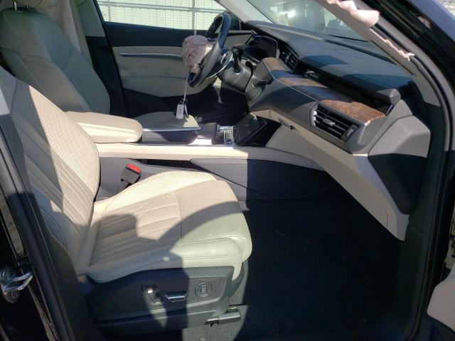 2019 AUDI E-TRON PRE WA1VABGE1KB008755