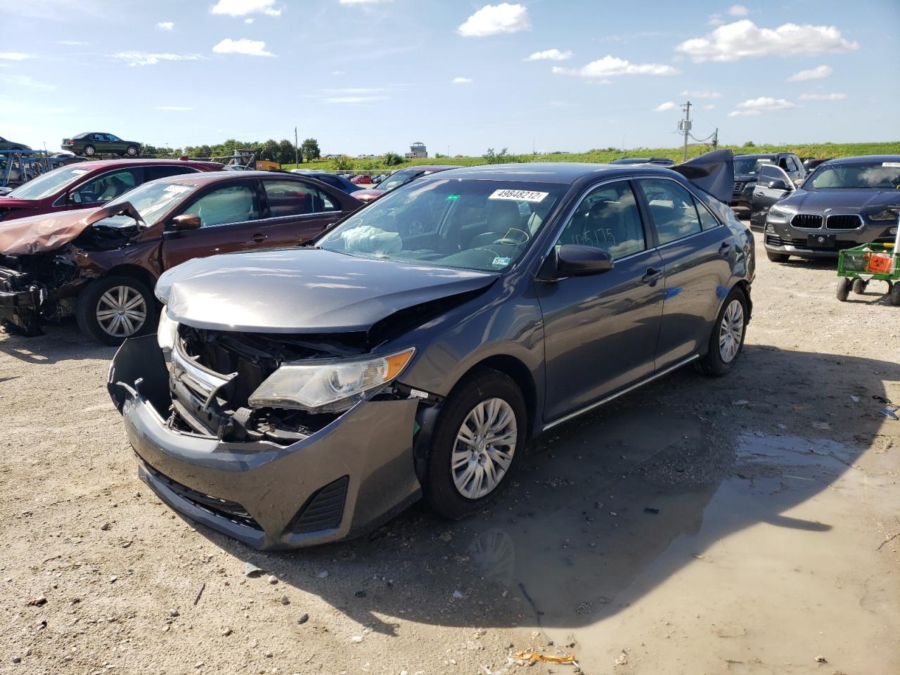 Toyota Camry l 2014