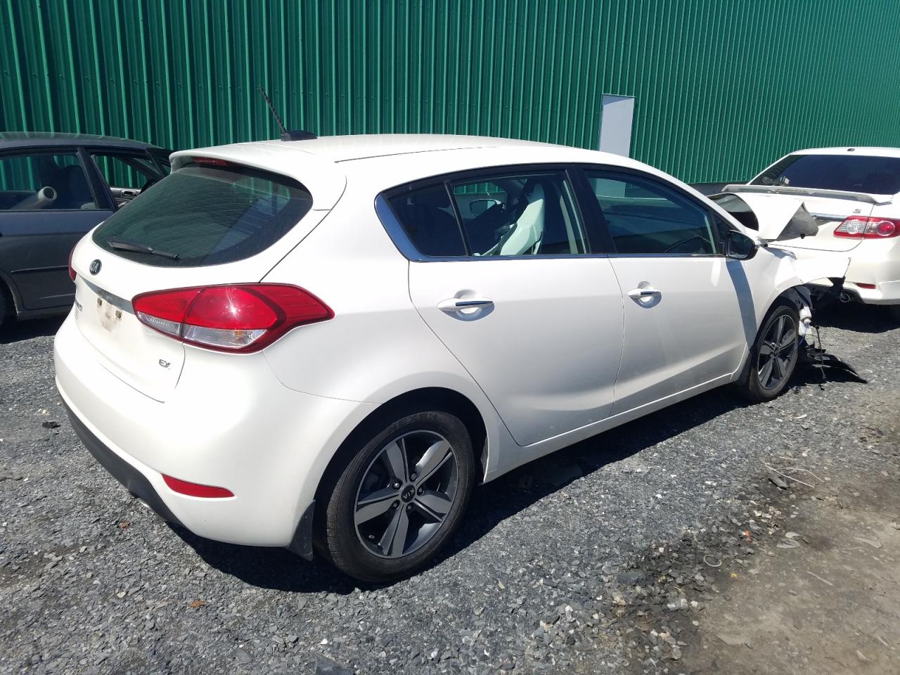 KNAFX5A8XJ5772028 2018 Kia Forte Ex