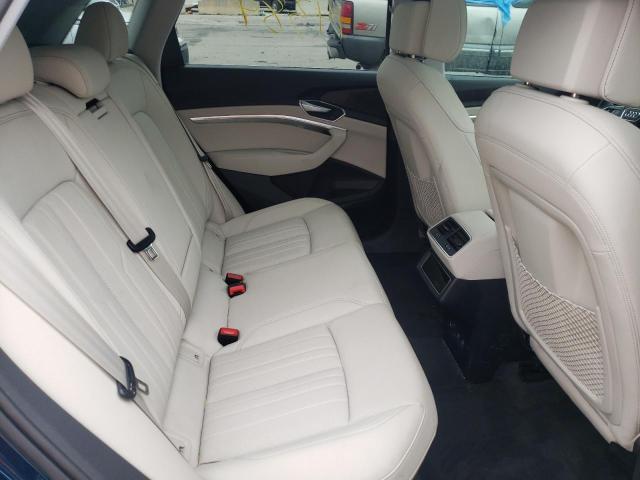 2019 AUDI E-TRON PRE WA1LAAGE7KB022337