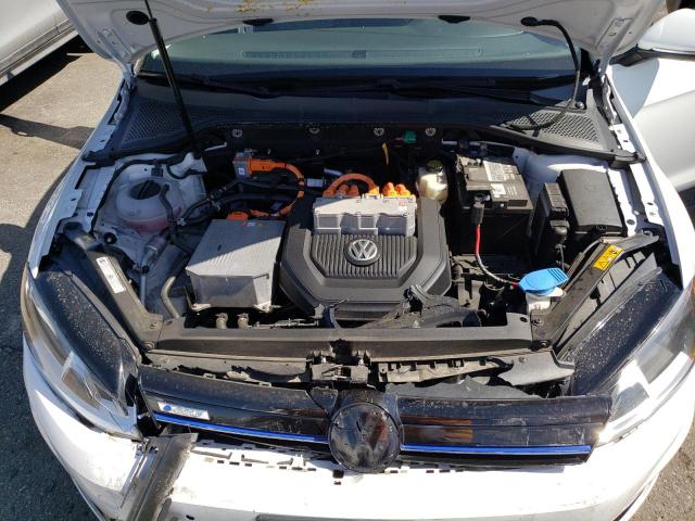 2015 VOLKSWAGEN E-GOLF LIM WVWKP7AU6FW909557