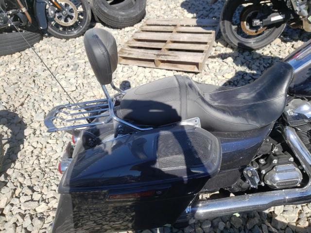 2019 HARLEY-DAVIDSON FLHX 1HD1KBC17KB676658