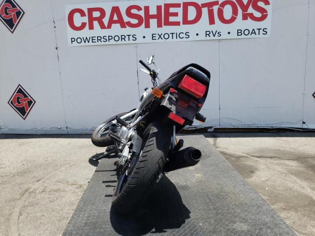 2000 SUZUKI GS500 E JS1GM51A5Y2100127