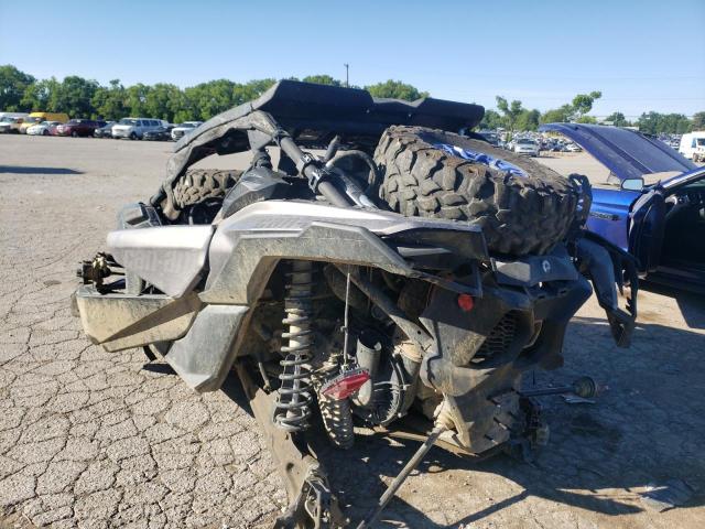 2018 CAN-AM 1000 3JBVXAW42JK002153