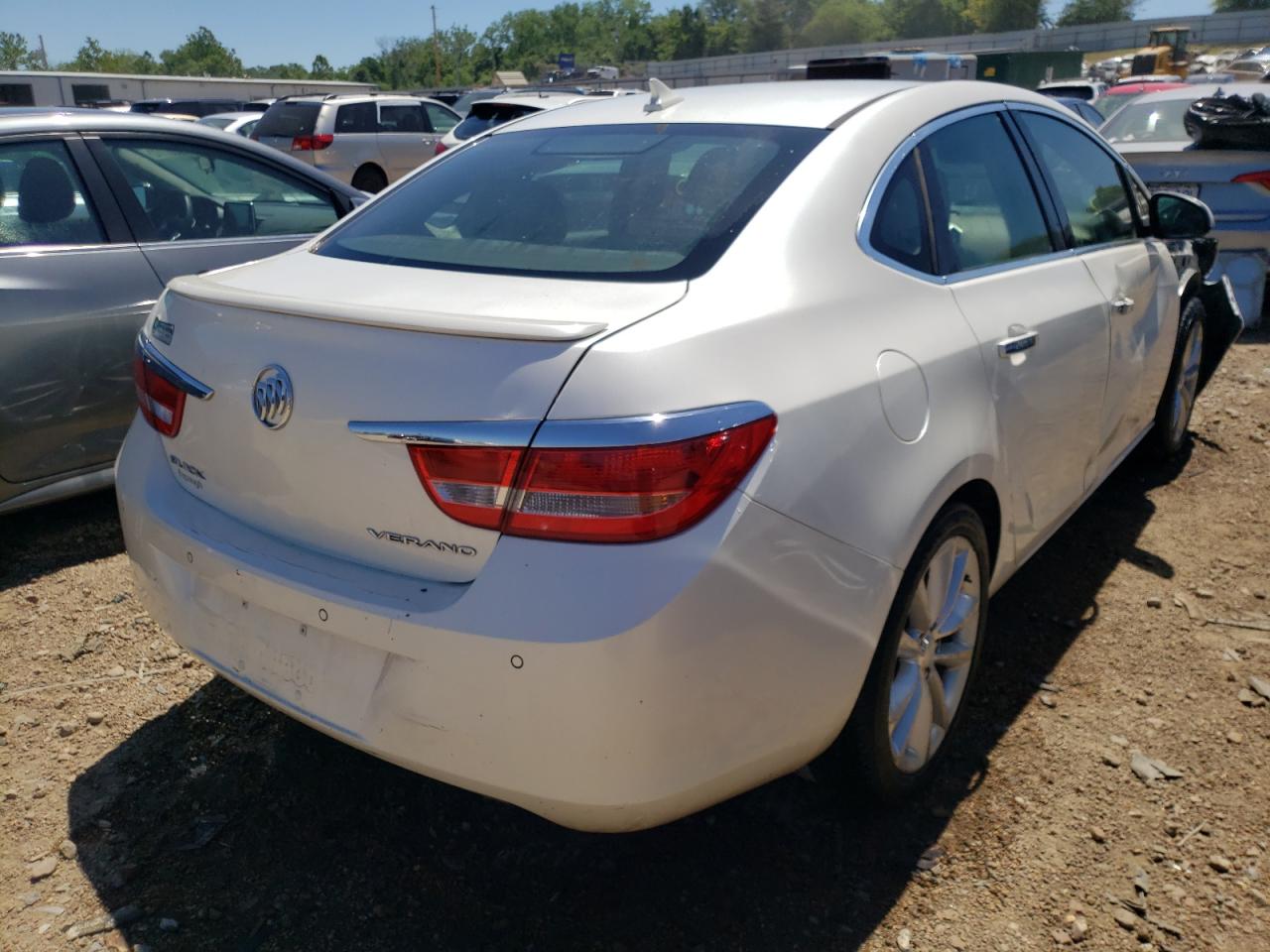 2012 Buick Verano - Image 4