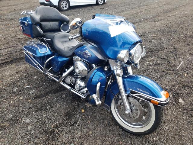 Salvage cars for sale from Copart New Britain, CT: 2005 Harley-Davidson Flhtcui