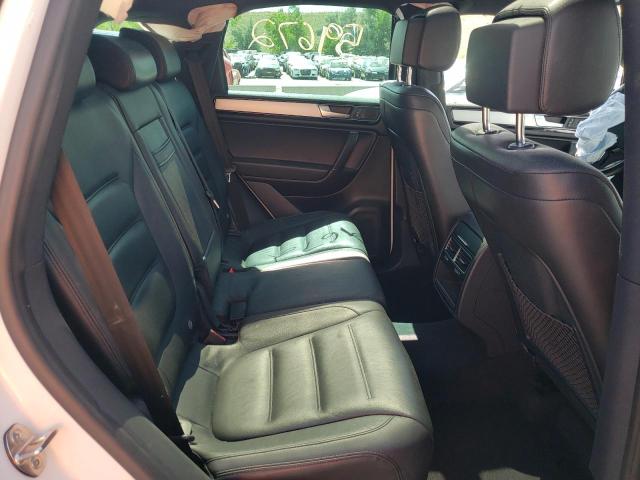 2017 VOLKSWAGEN TOUAREG WO WVGRF7BP8HD004290