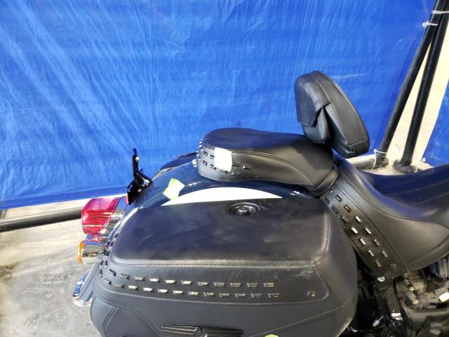 2019 HARLEY-DAVIDSON FLHC 5HD1YAJB8KB034690