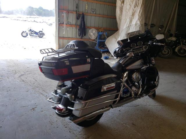 2010 HARLEY-DAVIDSON FLHTCU 1HD1FC412AB610350
