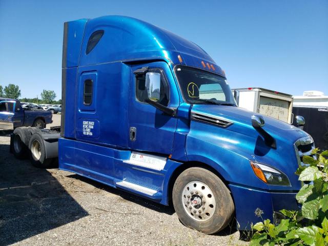 Salvage trucks for sale at Davison, MI auction: 2021 Freightliner Cascadia 1