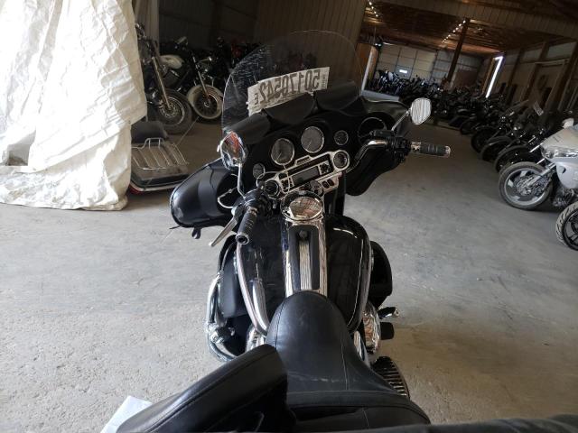 2010 HARLEY-DAVIDSON FLHTCU 1HD1FC412AB610350