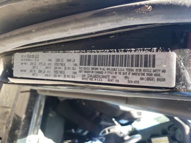 1C4AJWBG5HL504875 Jeep Wrangler Sahara
