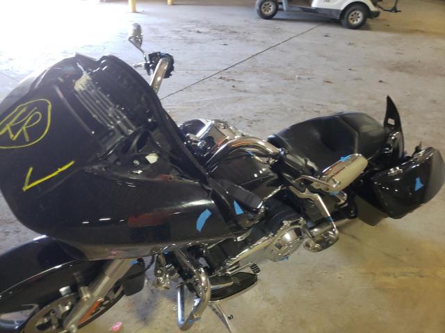 2015 HARLEY-DAVIDSON FLTRU 1HD1KGM17FB614140