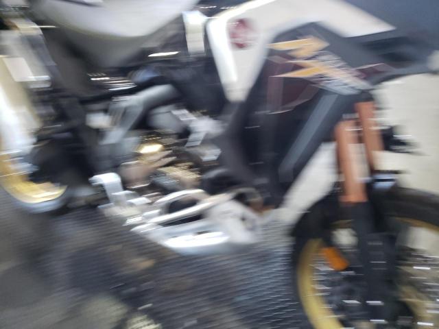 2021 HONDA CRF1100 D4 JH2SD1049MK100010
