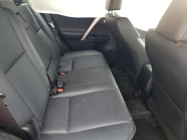 2017 TOYOTA RAV 4 JTMDJREV9HD092155