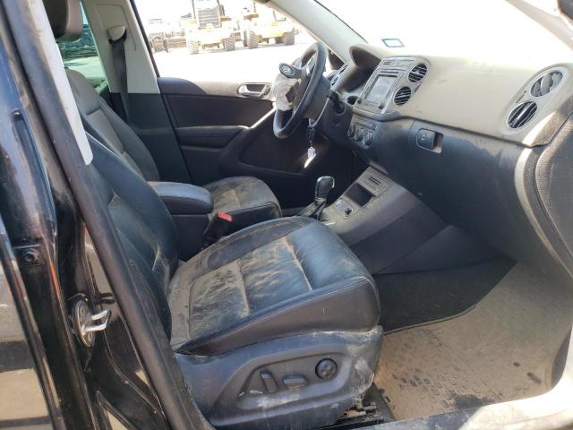 2017 VOLKSWAGEN TIGUAN SPO WVGTV7AX3HK025909