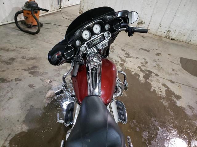 2009 HARLEY-DAVIDSON FLHX 1HD1KB4179Y684653
