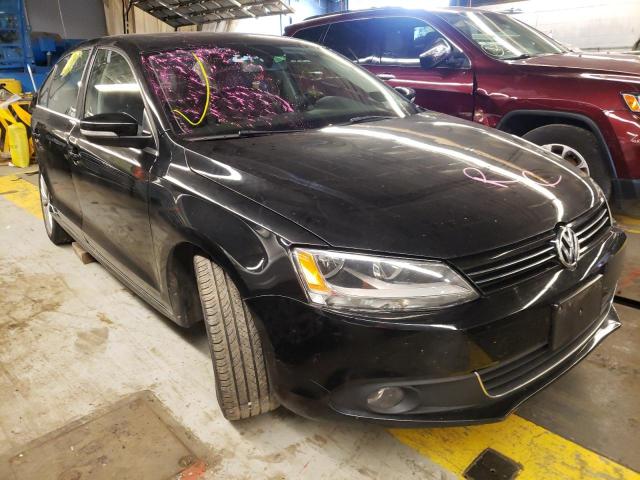Salvage cars for sale from Copart Wheeling, IL: 2012 Volkswagen Jetta SEL