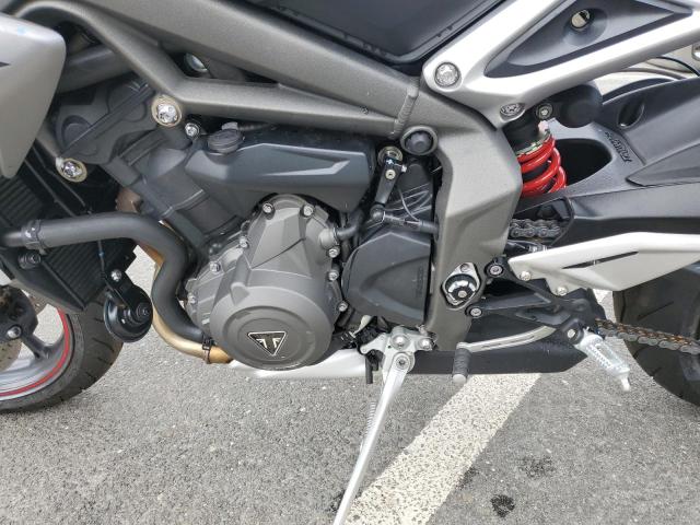 2022 TRIUMPH MOTORCYCLE STREET TRI SMTA534D5NTBA6342