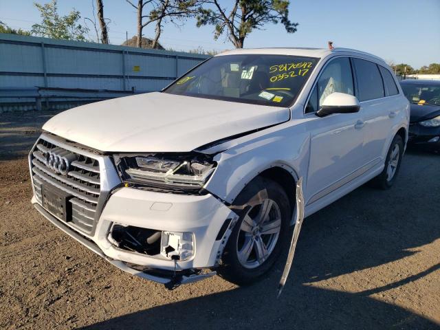 VIN WA1LHAF73KD035217 2019 Audi Q7, Premium Plus no.2