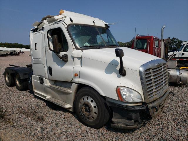 Vehiculos salvage en venta de Copart Avon, MN: 2015 Freightliner Cascadia 1