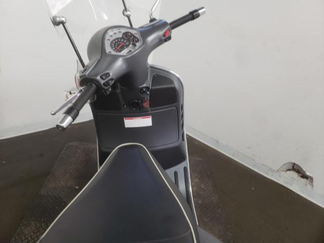 2012 VESPA GTS 300 SU ZAPM459L4C5702442