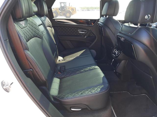 2018 BENTLEY BENTAYGA SJAAC2ZV8JC019371