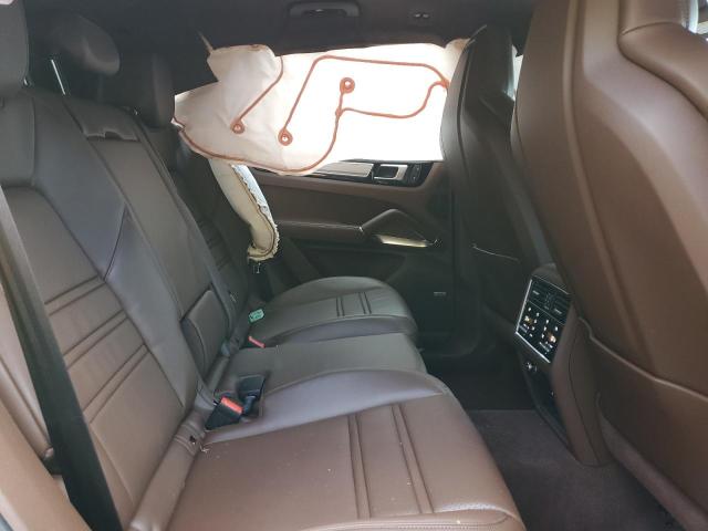 2022 PORSCHE CAYENNE TU WP1AF2AY3NDA44186