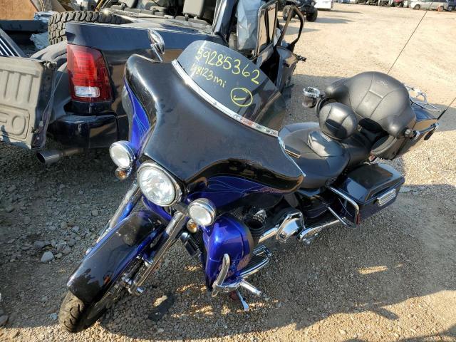 2011 HARLEY-DAVIDSON FLHTCUSE6 1HD1PR813BB960288
