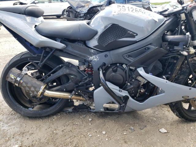 2005 YAMAHA YZFR6 L JYARJ06E05A022567