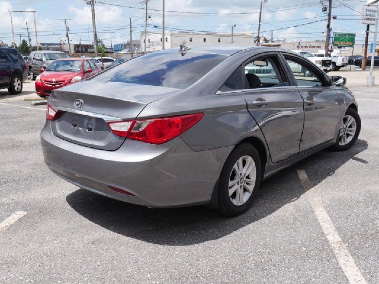 5NPEB4AC9DH718042 2013 Hyundai Sonata Gls