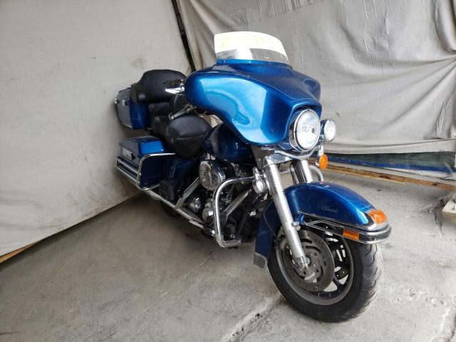 Salvage motorcycles for sale at Warren, MA auction: 2006 Harley-Davidson Flhtci