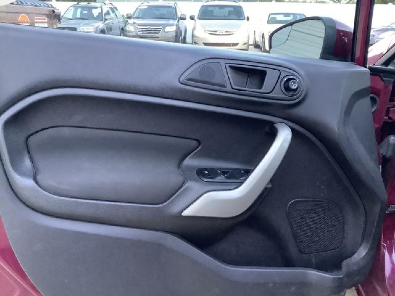 2011 Ford Fiesta Se VIN: 3FADP4BJ1BM198619 Lot: 59970882