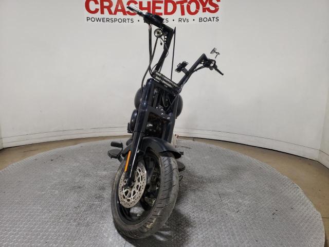 2019 HARLEY-DAVIDSON FLSL 1HD1YDJ25KB036602