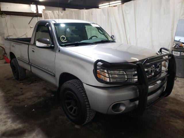 Salvage cars for sale from Copart Ebensburg, PA: 2003 Toyota Tundra SR5