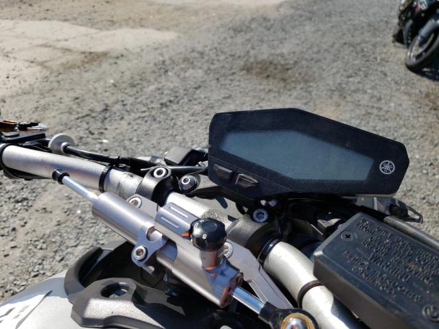 2015 YAMAHA FZ09 JYARN33E5FA007235